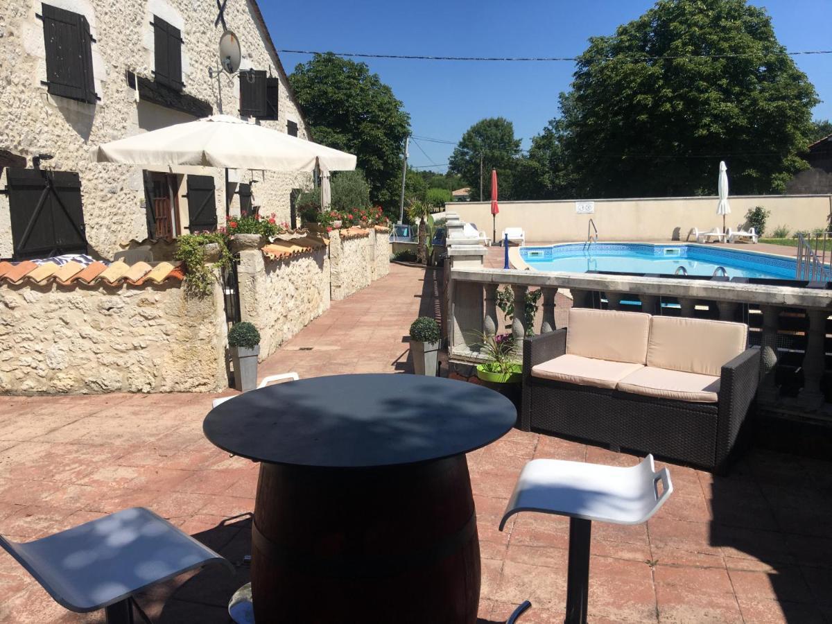 Les Granges Villa Les Lèves-et-Thoumeyragues Exteriör bild