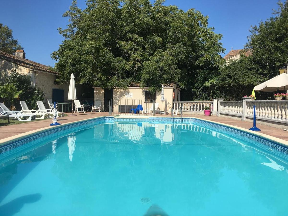 Les Granges Villa Les Lèves-et-Thoumeyragues Exteriör bild