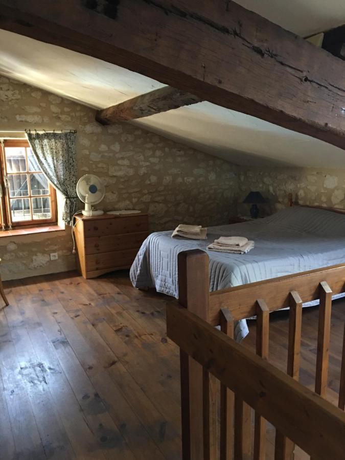 Les Granges Villa Les Lèves-et-Thoumeyragues Exteriör bild