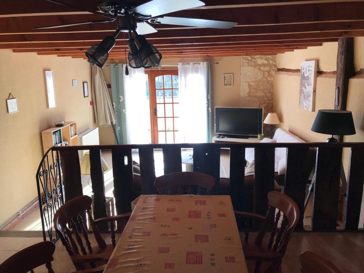Les Granges Villa Les Lèves-et-Thoumeyragues Exteriör bild
