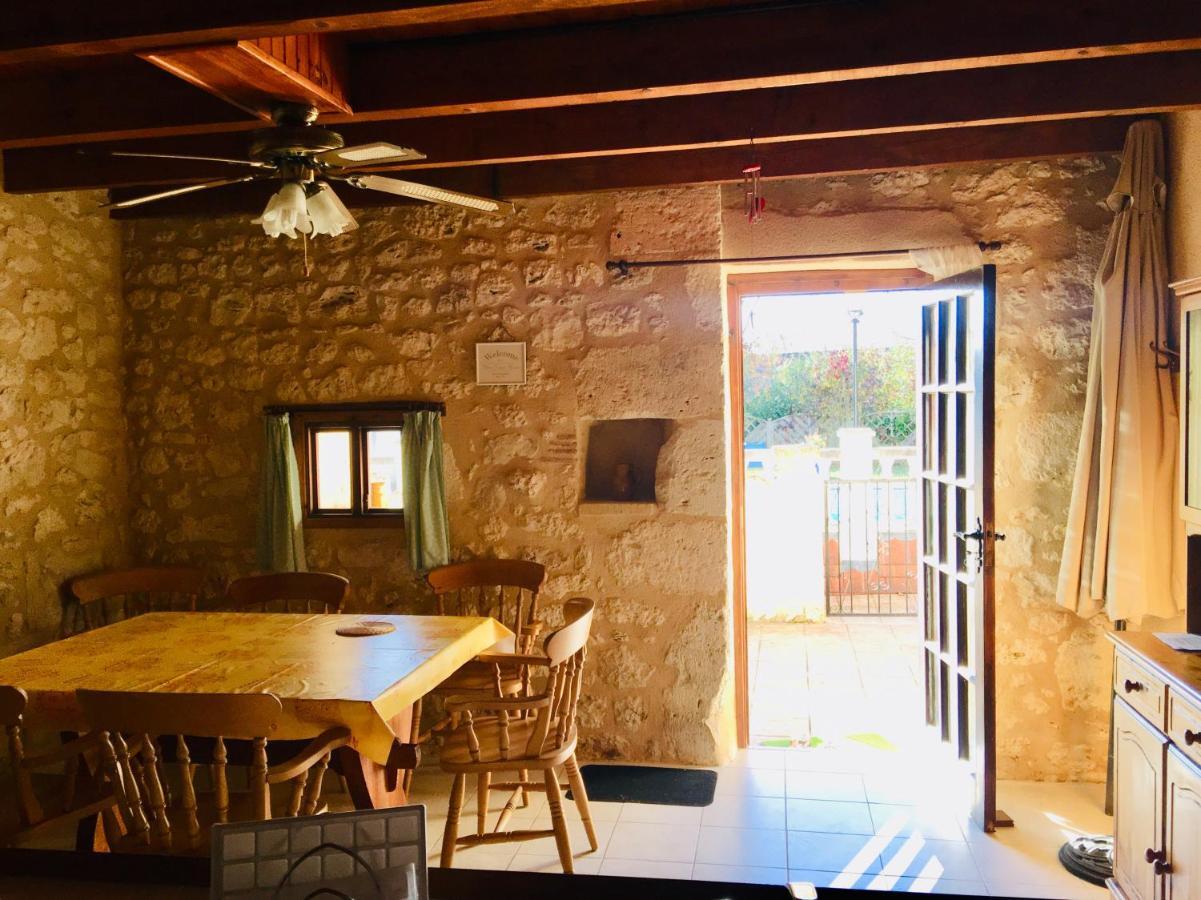Les Granges Villa Les Lèves-et-Thoumeyragues Exteriör bild